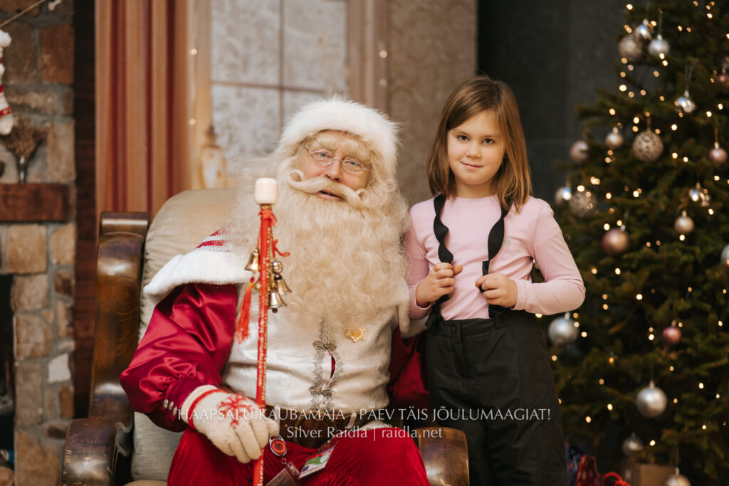 Haapsalu_Kaubamaja_jõul_2023_-_036_(Silver_Raidla)