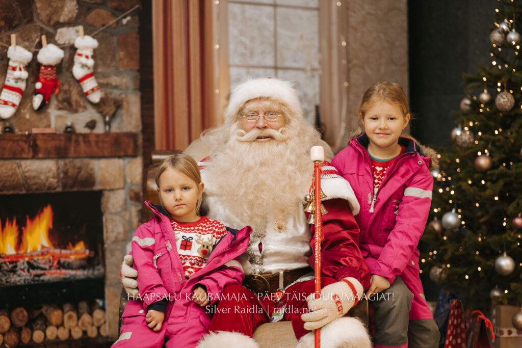 Haapsalu_Kaubamaja_jõul_2023_-_043_(Silver_Raidla)