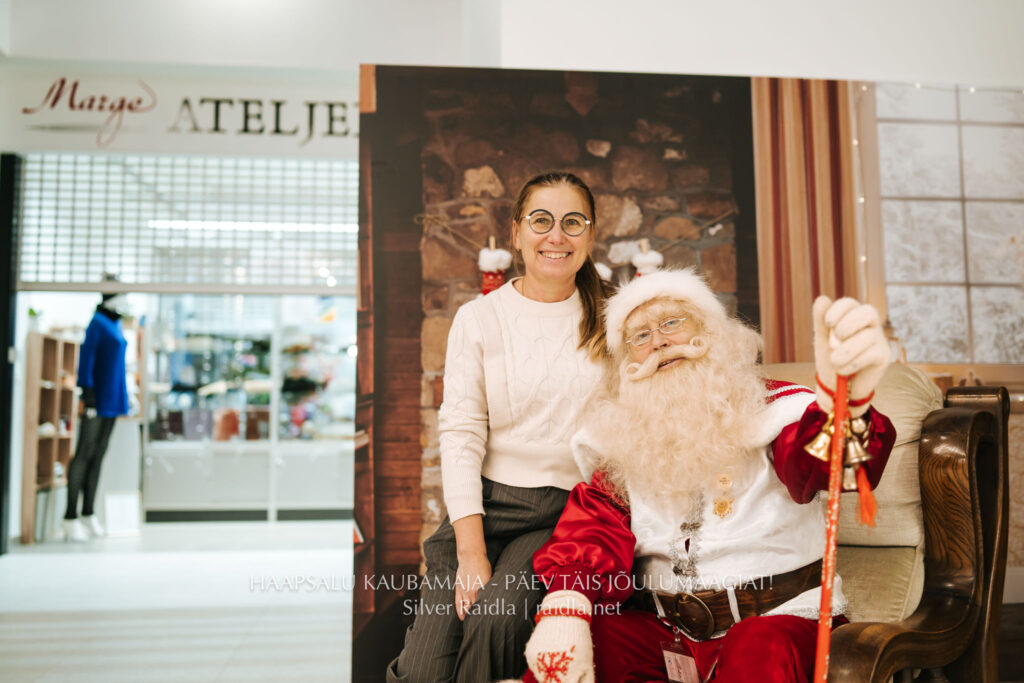 Haapsalu_Kaubamaja_jõul_2023_-_075_(Silver_Raidla)